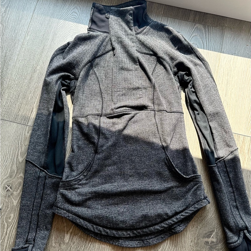 Lululemon Herringbone Gray and Black Pullover